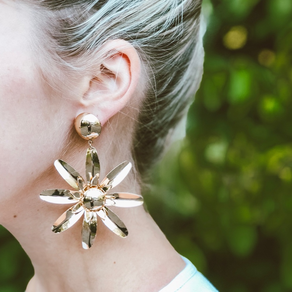 Daisy Metal Earrings